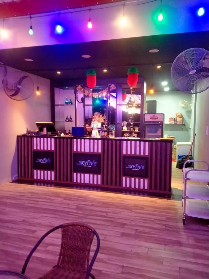 Hotel Morena Batam Экстерьер фото